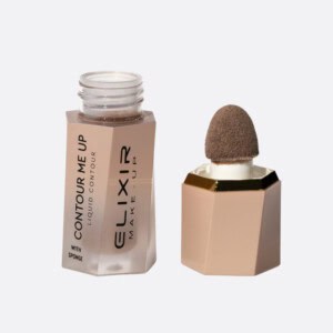 Contouring και πούδρα μακιγιάζ με σφουγγάρι από την Alvanoudi.
